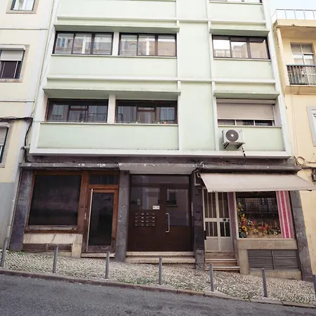 Alameda House Апартаменты *
